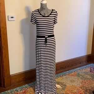 Black and white knit long dress